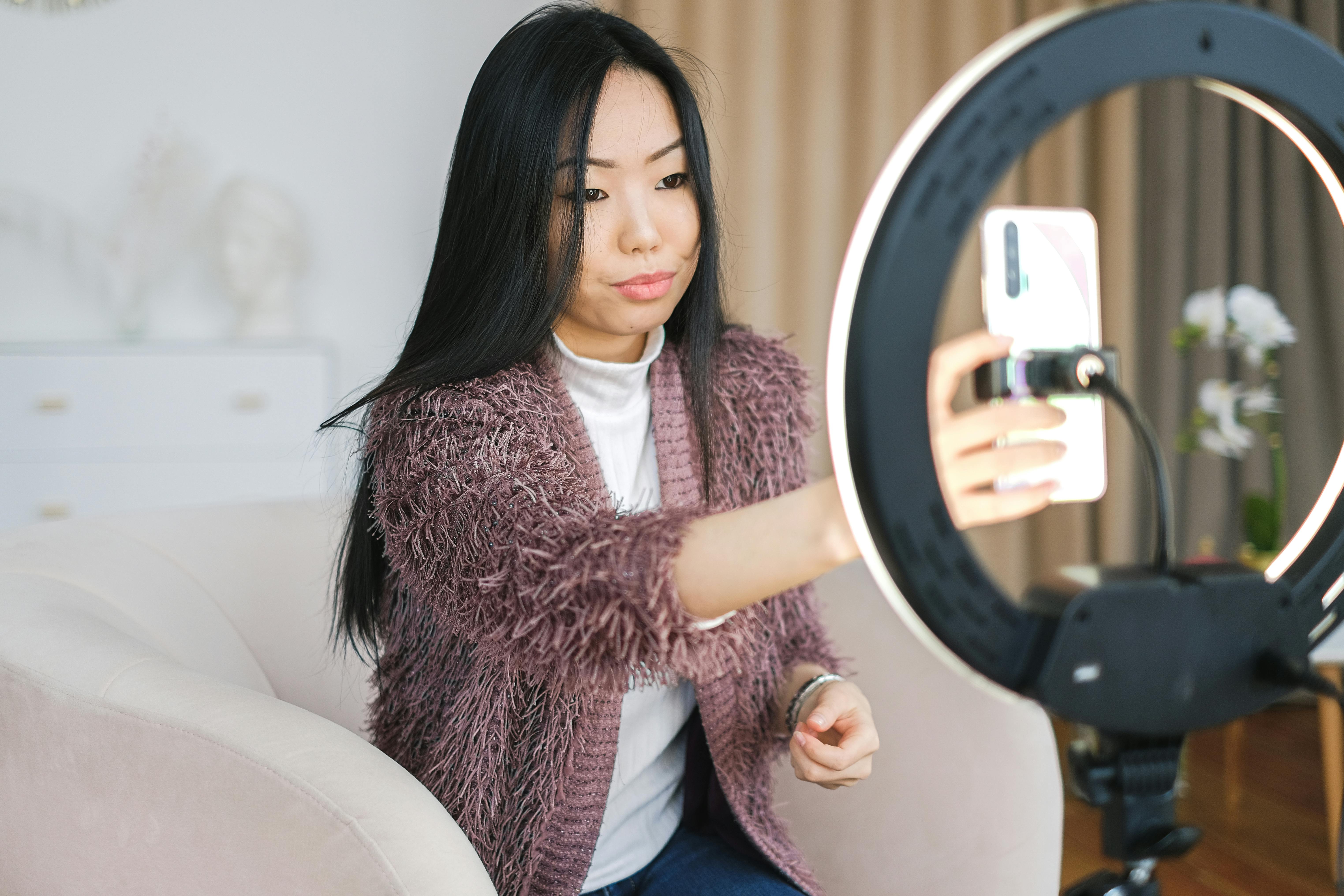 Influencer Collaboration: 2025 (With Examples)